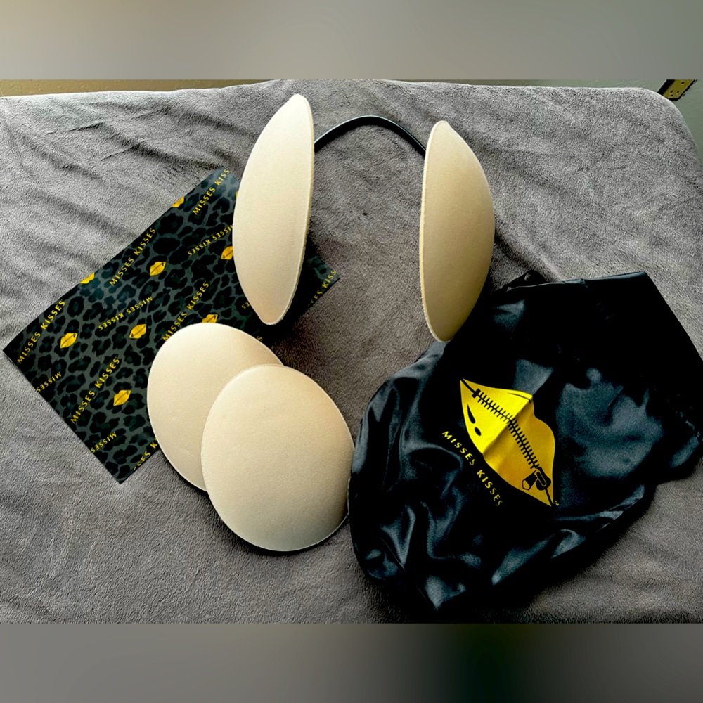 Misses Kisses Moderate Plunge Bra Kit